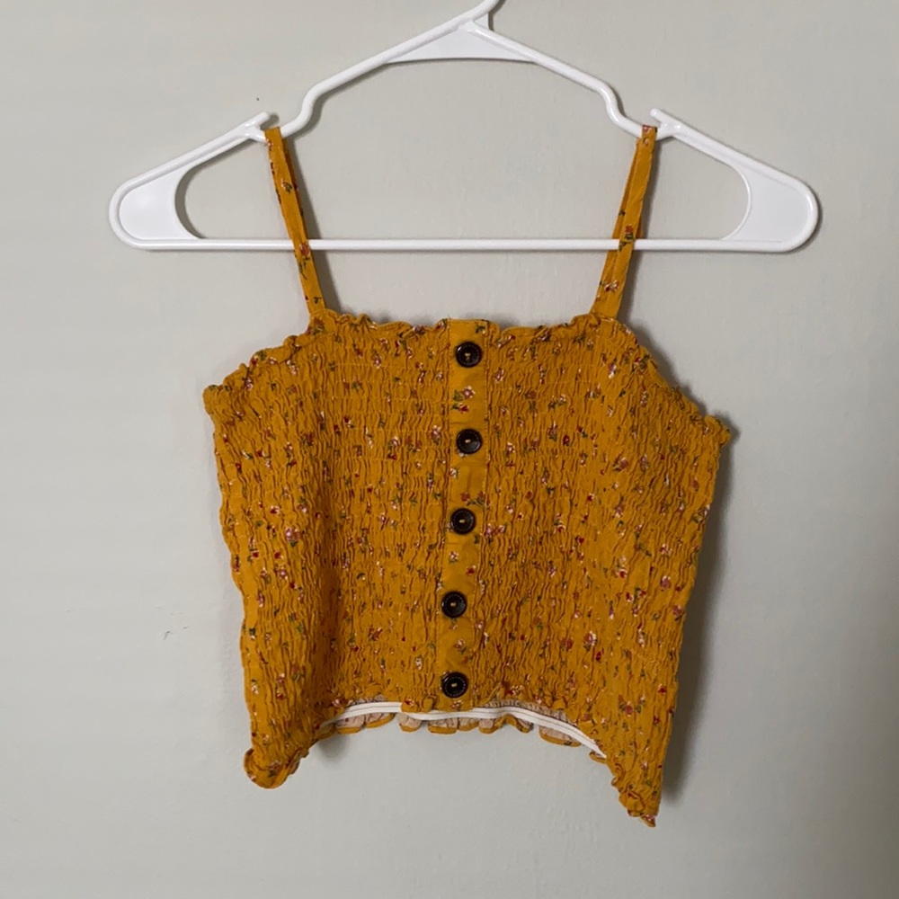 Tilly’s Floral Crop Top